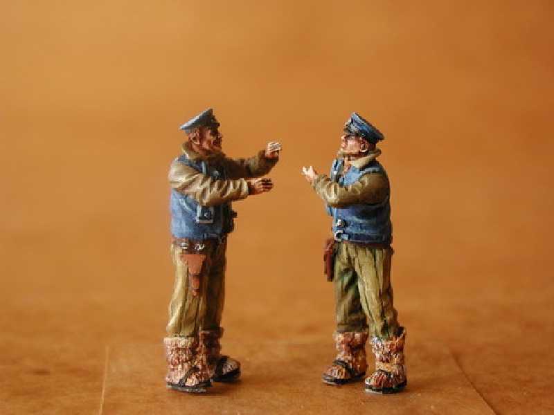 Russian Pilots - winter WW II (2 fig.) - zdjęcie 1 Russian Pilots - winter WW II (2 fig.) - zdjęcie 1