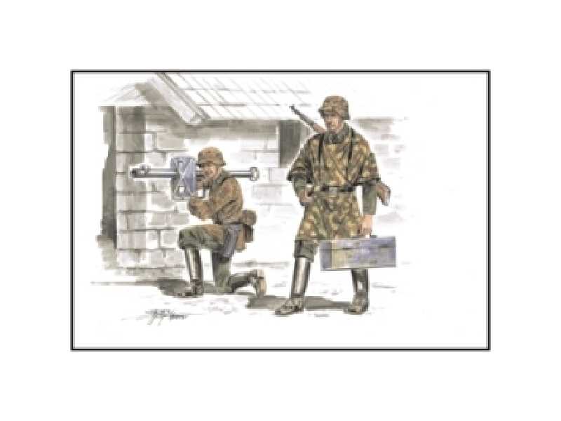 German soldiers with Panzerschreck - zdjęcie 1 German soldiers with Panzerschreck - zdjęcie 1