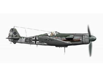 Focke Wulf Fw 190 D-12 (prototype V-63) - zdjęcie 1