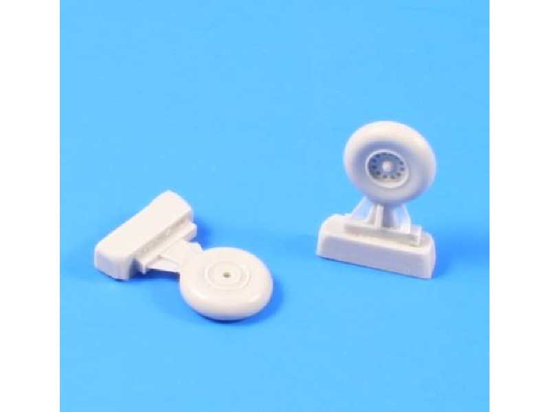Flamant 312/315 Main wheels 1/72 for Azur kit - zdjęcie 1 Flamant 312/315 Main wheels 1/72 for Azur kit - zdjęcie 1