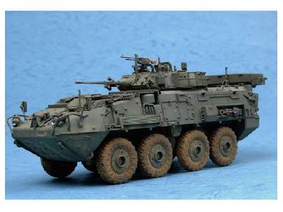 LAV-III 8x8 bojowy wóz piechoty BWP - zdjęcie 2