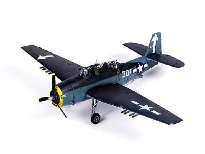 TBM-3 Avenger - USS Bunker Hill - zdjęcie 2