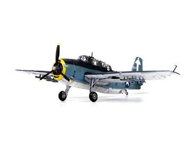 TBM-3 Avenger - USS Bunker Hill - zdjęcie 6