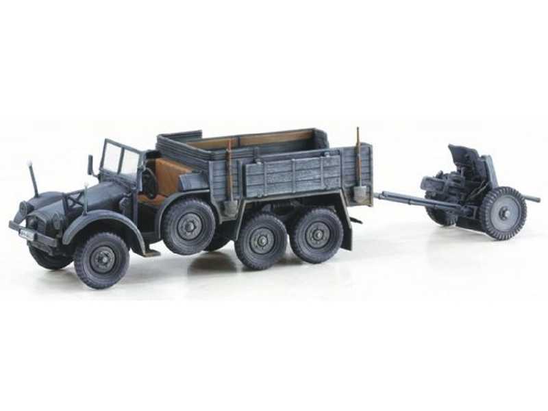 Kfz.70 6x4 Personnel Carrier w/3.7cm PaK 35/36, Eastern Front - zdjęcie 1 Kfz.70 6x4 Personnel Carrier w/3.7cm PaK 35/36, Eastern Front - zdjęcie 1
