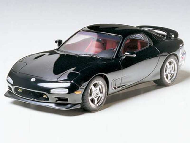 Mazda RX-7 R1 - zdjęcie 1 Mazda RX-7 R1 - zdjęcie 1