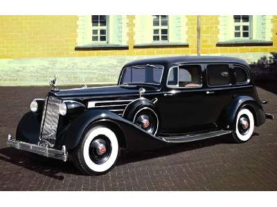 Packard Twelve (Model 1936) z radzieckim dowództwem - zdjęcie 1