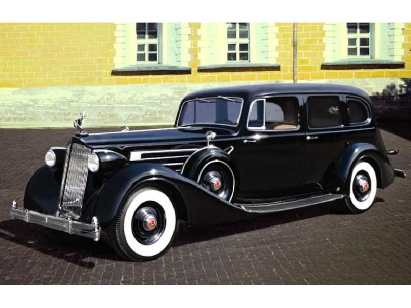 Packard Twelve (Model 1936) z radzieckim dowództwem - zdjęcie 1