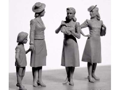 Figurki Women of WWII - zdjęcie 2