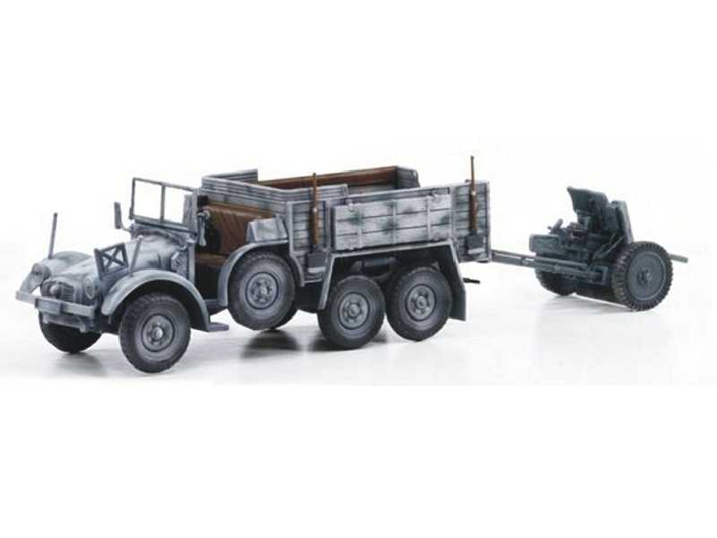 Kfz.70 6x4 Personnel Carrier w/3.7cm PaK 35/36, Eastern Front 43 - zdjęcie 1 Kfz.70 6x4 Personnel Carrier w/3.7cm PaK 35/36, Eastern Front 43 - zdjęcie 1