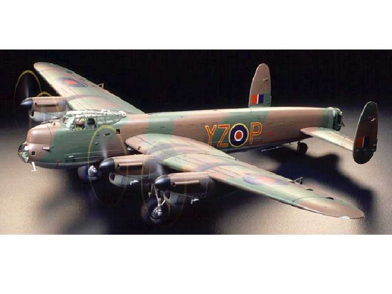 Grand Slam Bomber Lancaster BI Special 22,000lb. Bomb - zdjęcie 1 Grand Slam Bomber Lancaster BI Special 22,000lb. Bomb - zdjęcie 1