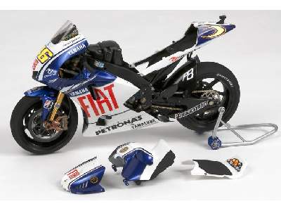 Yamaha YZR-M1 '09 - Fiat Yamaha Team - zdjęcie 2