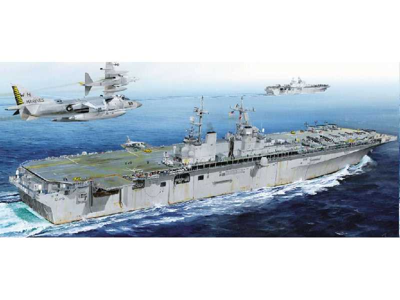 USS Boxer LHD-4 - zdjęcie 1 USS Boxer LHD-4 - zdjęcie 1