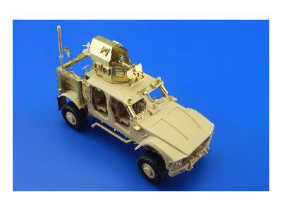 M-ATV MRAP exterior 1/35 - Kinetic - zdjęcie 3