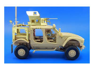 M-ATV MRAP exterior 1/35 - Kinetic - zdjęcie 5