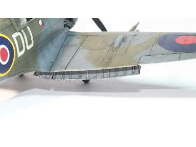 Spitfire Mk. IXc late version 1/48 - zdjęcie 42