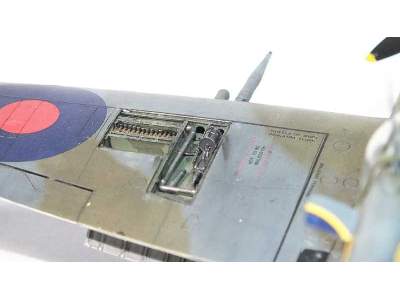 Spitfire Mk. IXc late version 1/48 - zdjęcie 43