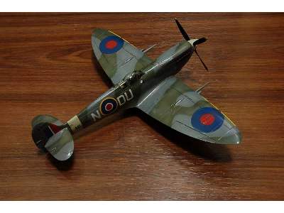 Spitfire Mk. IXc late version 1/48 - zdjęcie 49