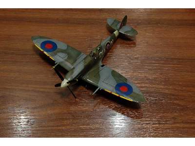 Spitfire Mk. IXc late version 1/48 - zdjęcie 54