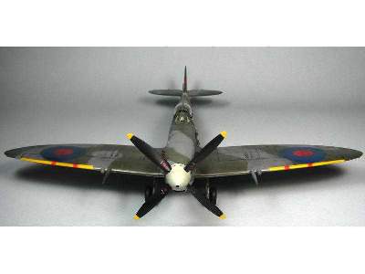 Spitfire Mk. IXc late version 1/48 - zdjęcie 60