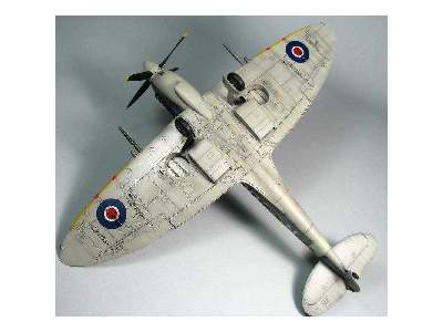 Spitfire Mk. IXc late version 1/48 - zdjęcie 63