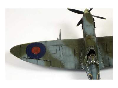 Spitfire Mk. IXc late version 1/48 - zdjęcie 87