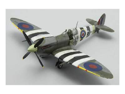 Spitfire Mk. IXc late version 1/48 - zdjęcie 92