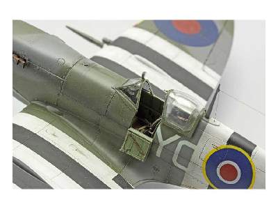 Spitfire Mk. IXc late version 1/48 - zdjęcie 95