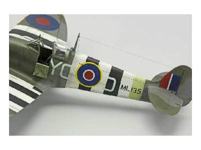 Spitfire Mk. IXc late version 1/48 - zdjęcie 97