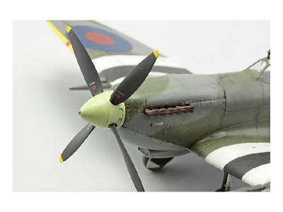 Spitfire Mk. IXc late version 1/48 - zdjęcie 99