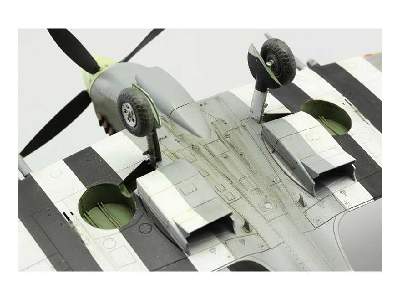 Spitfire Mk. IXc late version 1/48 - zdjęcie 101