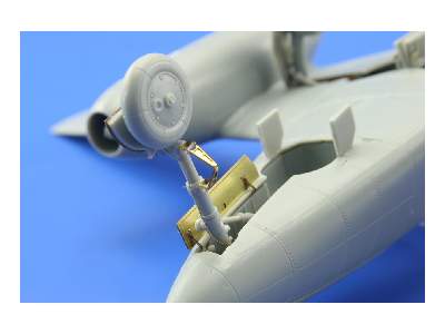 Me 262-A1/ U2 S. A. 1/48 - Hobby Boss - zdjęcie 9