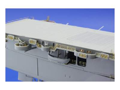 USS CVL-22 Independence 1/350 - Dragon - zdjęcie 12