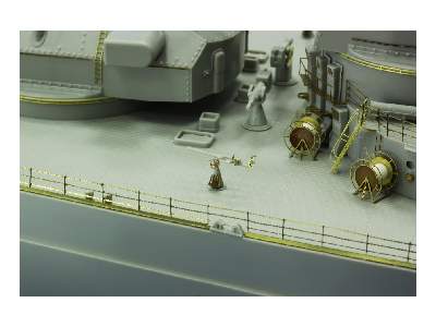 Bismarck part 3 - chain bar railings 1/200 - Trumpeter - zdjęcie 6