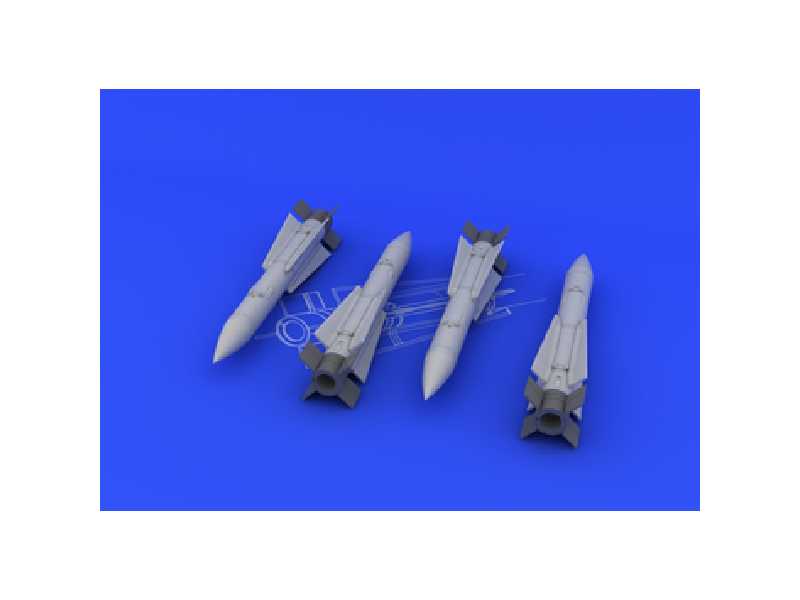AIM-54A Phoenix 1/48 - zdjęcie 1 AIM-54A Phoenix 1/48 - zdjęcie 1