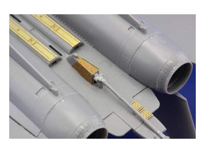 F-14A exterior 1/72 - Hobby Boss - zdjęcie 11