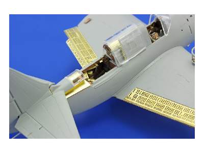 SB2C landing flaps 1/72 - Cyber Hobby - zdjęcie 2