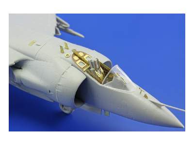 Sea Harrier FRS.1 S. A. 1/72 - Italeri - zdjęcie 2