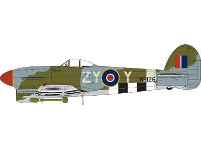 Hawker Typhoon Ib - zdjęcie 2