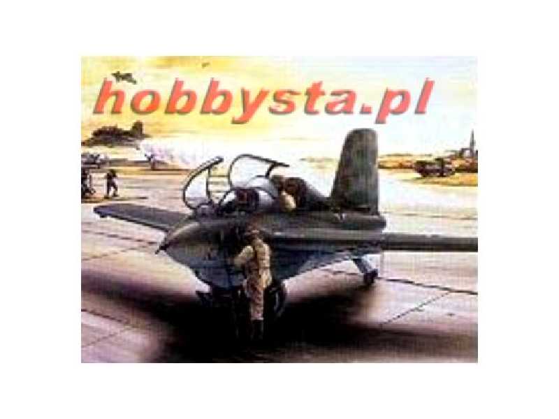 Me 163 S1 Habicht 2-Seater Trainer Aircraft w/Photo-Etched - zdjęcie 1 Me 163 S1 Habicht 2-Seater Trainer Aircraft w/Photo-Etched - zdjęcie 1