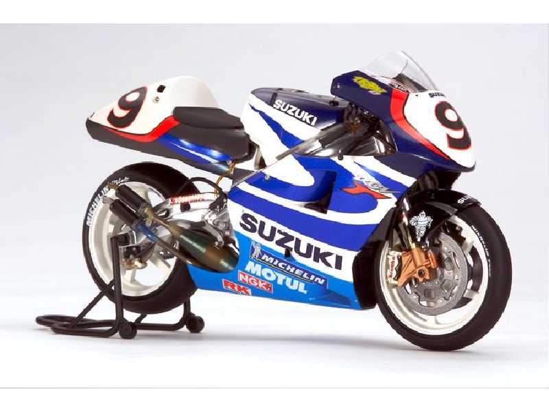 Suzuki RGV (XR89) '99 - zdjęcie 1 Suzuki RGV (XR89) '99 - zdjęcie 1