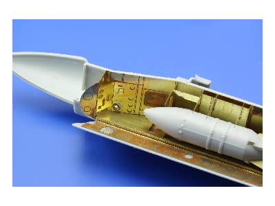 Tu-2 bomb bay 1/48 - Xuntong Model - zdjęcie 6