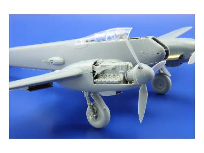 Me 410B-2/ U-4 engine 1/48 - Meng - zdjęcie 7