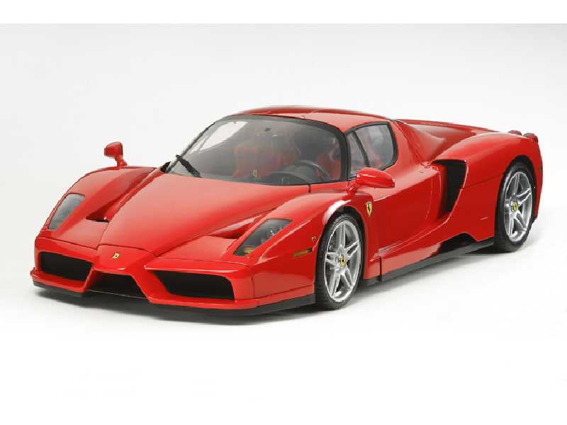 Enzo Ferrari - zdjęcie 1 Enzo Ferrari - zdjęcie 1