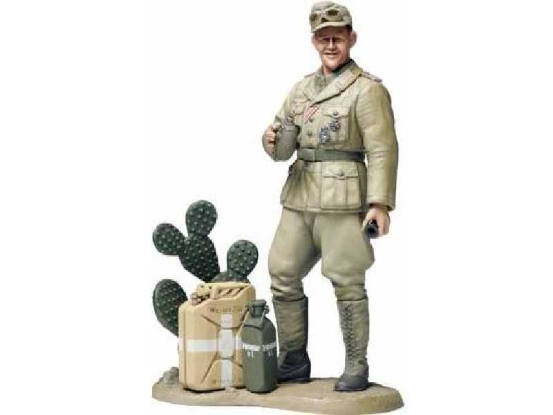 Figurka Niemiecki czołgista - Africa Corps - zdjęcie 1 Figurka Niemiecki czołgista - Africa Corps - zdjęcie 1