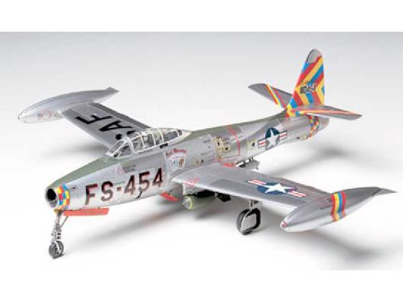 Republic F-84G Thunderjet - zdjęcie 1 Republic F-84G Thunderjet - zdjęcie 1