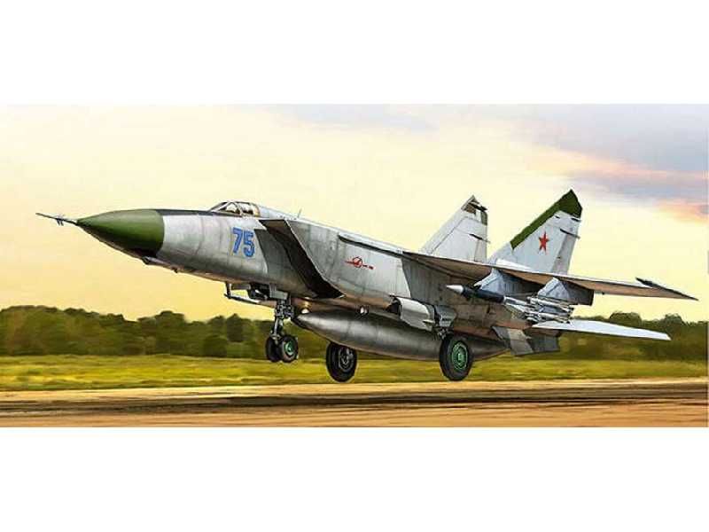 MiG-25 Foxbat - zdjęcie 1