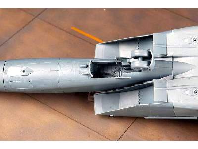 MiG-25 Foxbat - zdjęcie 32