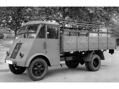 3,5t Renault AHN francuska ciężarówka - zdjęcie 8