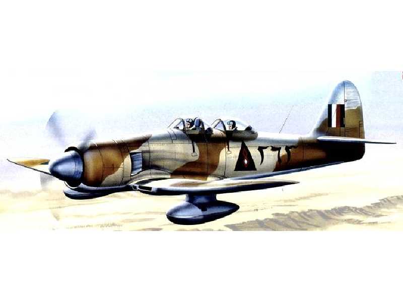 Hawker Sea Fury T-61 - zdjęcie 1 Hawker Sea Fury T-61 - zdjęcie 1