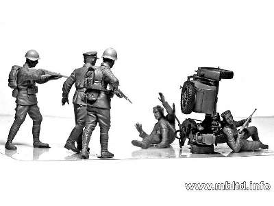 Wypadek - radzieccy i niemieccy zołnierze - lato 1941 - zdjęcie 7